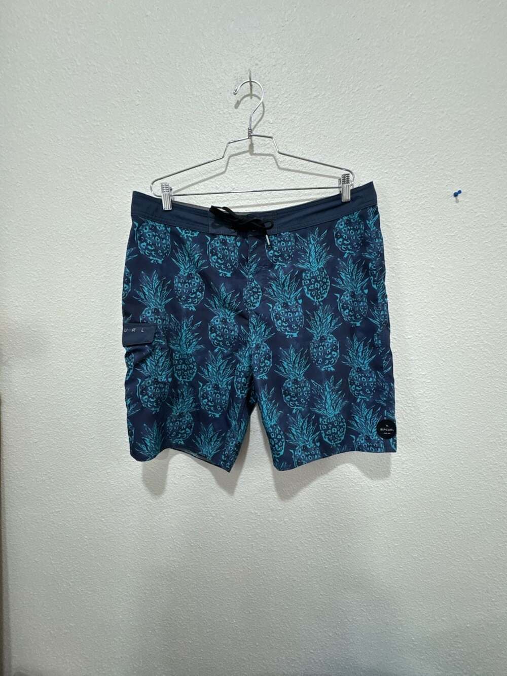 Rip Curl Pineapple Print Board Shorts Size 36